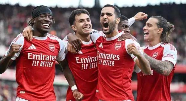 3大世界级名帅可解曼联8000万解约金之痛？世界杯后3人合同到期，红魔押宝3选1